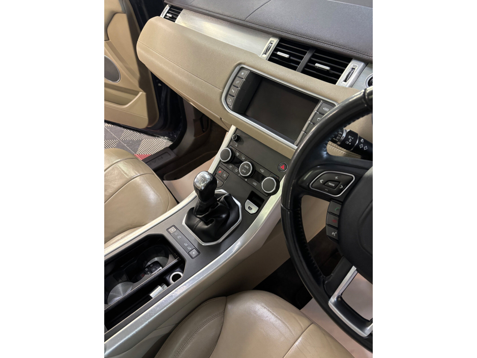 2016 Land Rover Range Rover Evoque - image 7