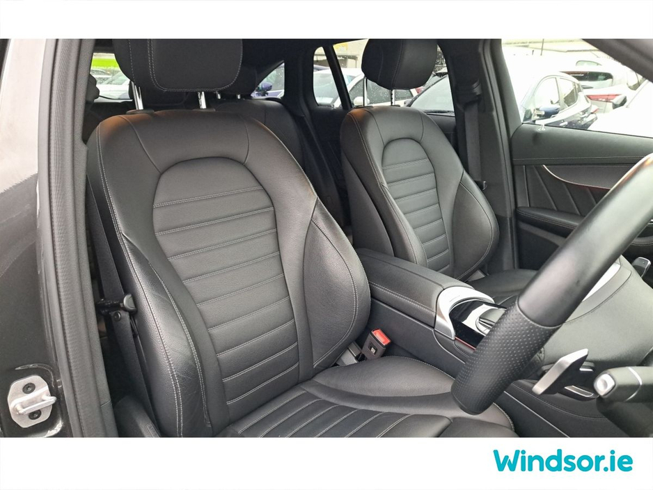 2023 Mercedes-Benz EQC Eqc 400 Amg Line Edition 4Matic 80kWh Electric €39,995