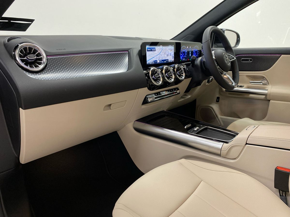 2026 Mercedes-Benz EQA - image 6