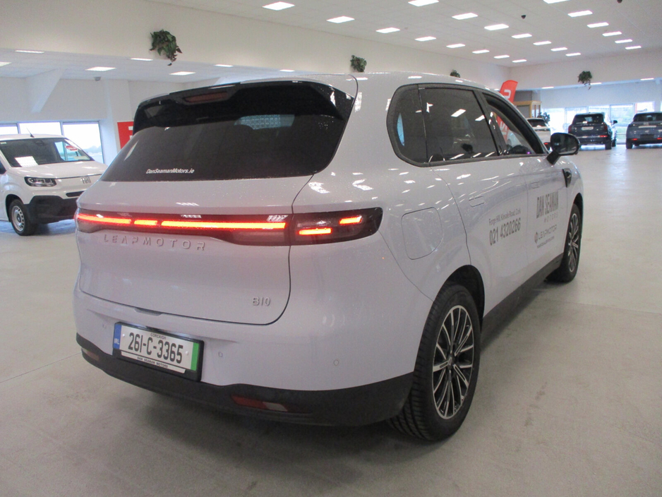 2026 Leapmotor B10 - image 7