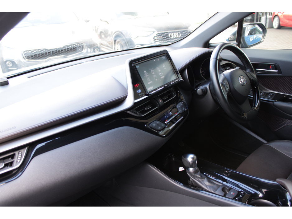 2017 Toyota C-HR - image 21