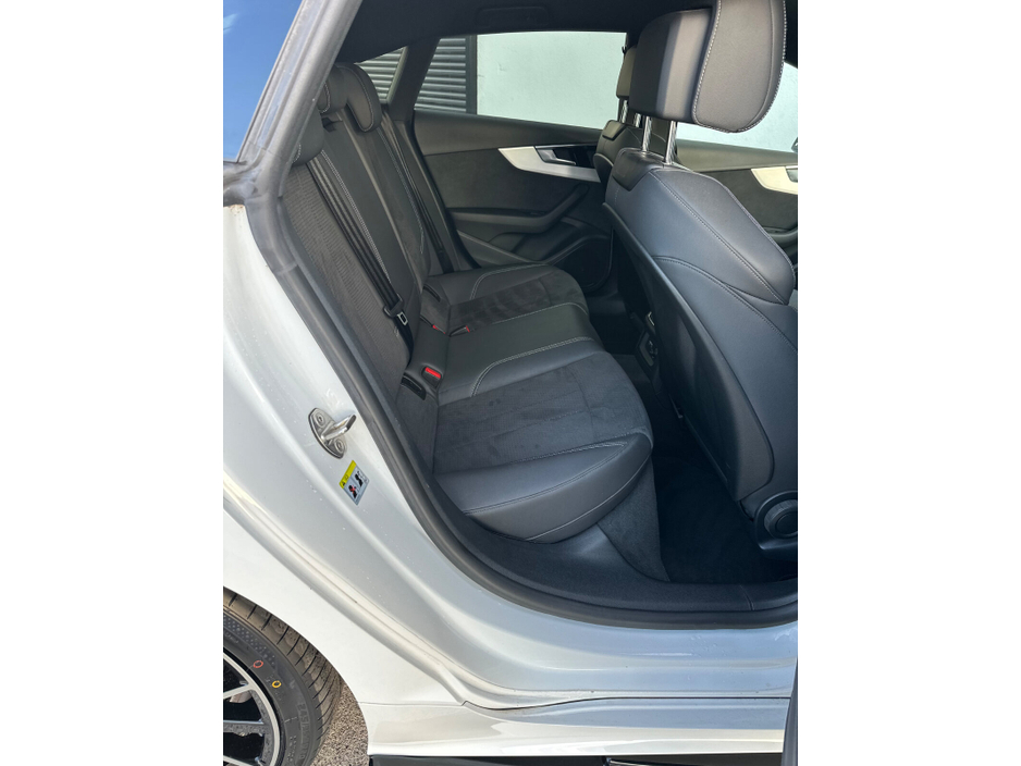 2022 Audi A5 - image 21