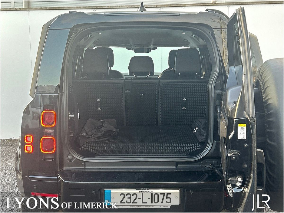 2023 Land Rover Defender - image 13