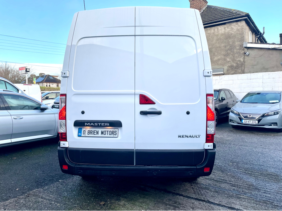 2023 Renault Master MM35 BUSINESS+ 2.3 BLUE DCI 135BHP MWB €18,000
