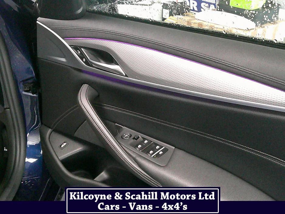 2019 BMW 5 Series - image 22