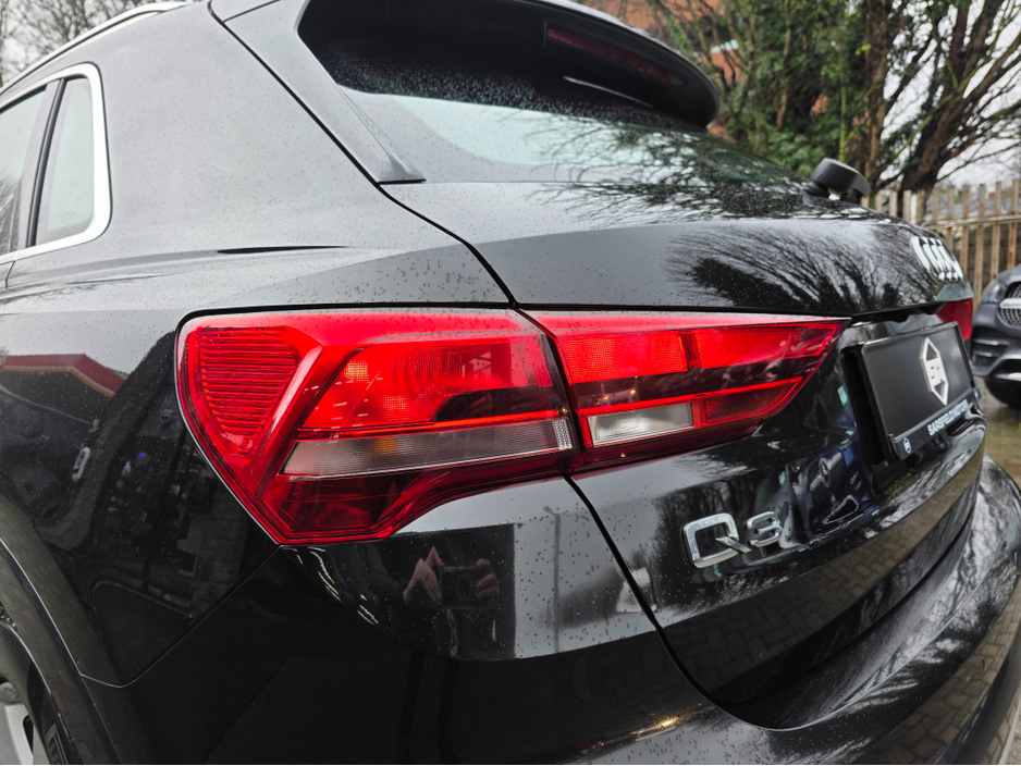 2021 Audi Q3 35 TDI 150 S-T SE AUTO. HUGE SPEC. FINANCE ARRANGED. SIMI. AA APPROVED. €24,950