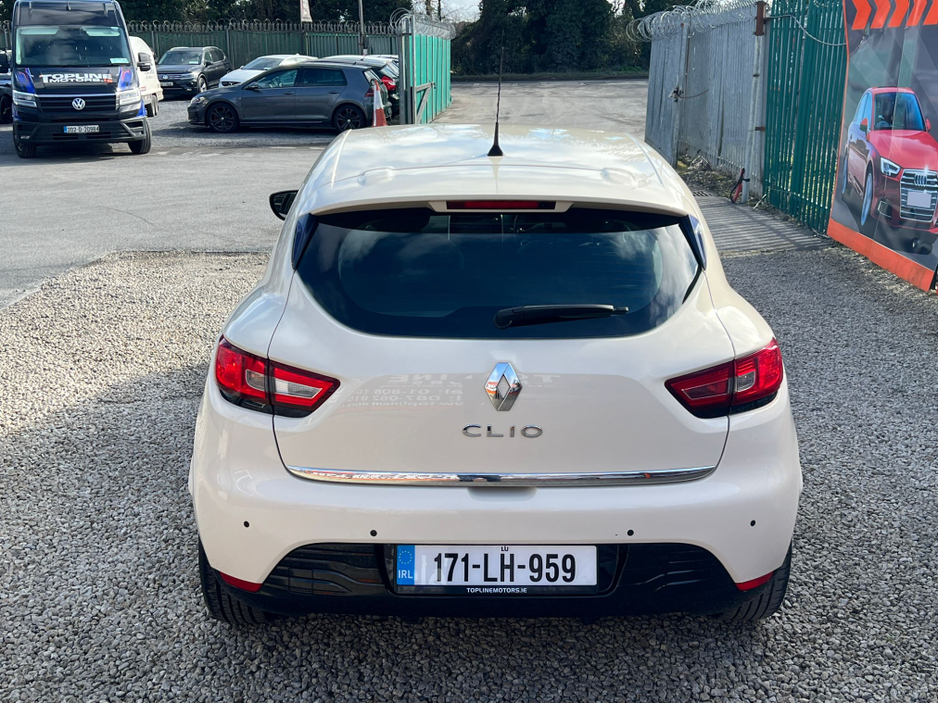 2017 Renault Clio - image 7