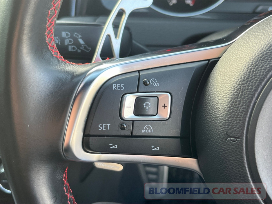 2017 Volkswagen Golf GTI 2.0 , DSG // LOW MILEAGE €24,950