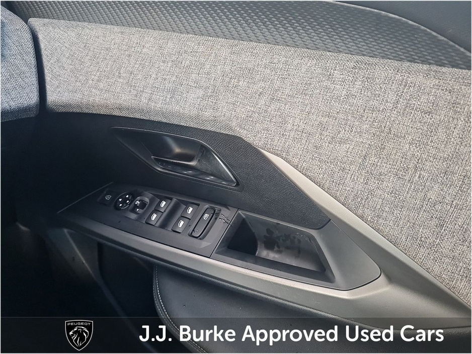 2025 Peugeot 3008 - image 19