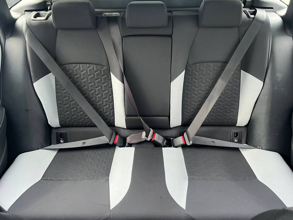 2022 Toyota Corolla - image 12
