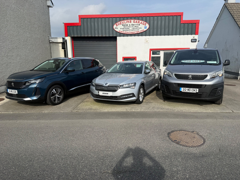 2021 Peugeot Expert - image 3