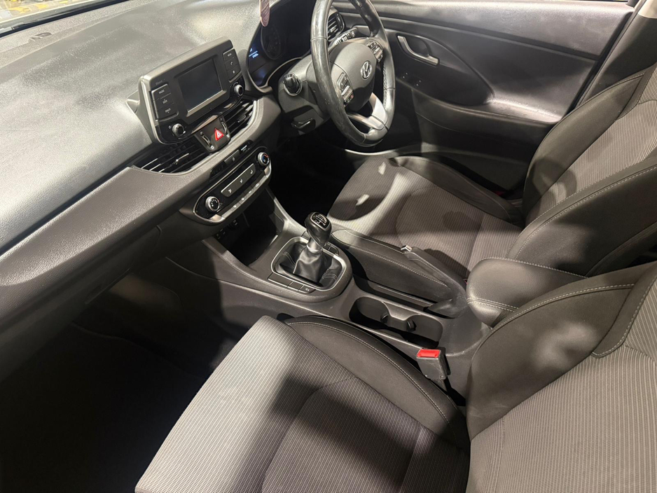 2018 Hyundai i30 - image 11