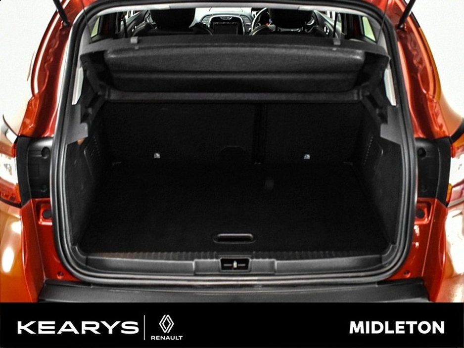 2020 Renault Captur - image 9