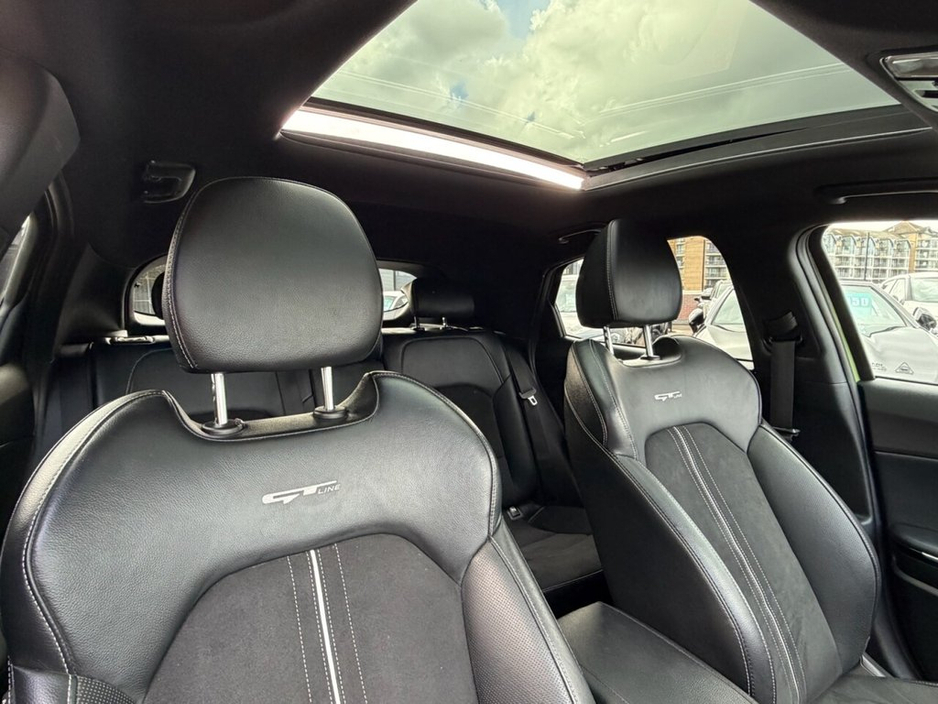 2023 Kia XCeed - image 18