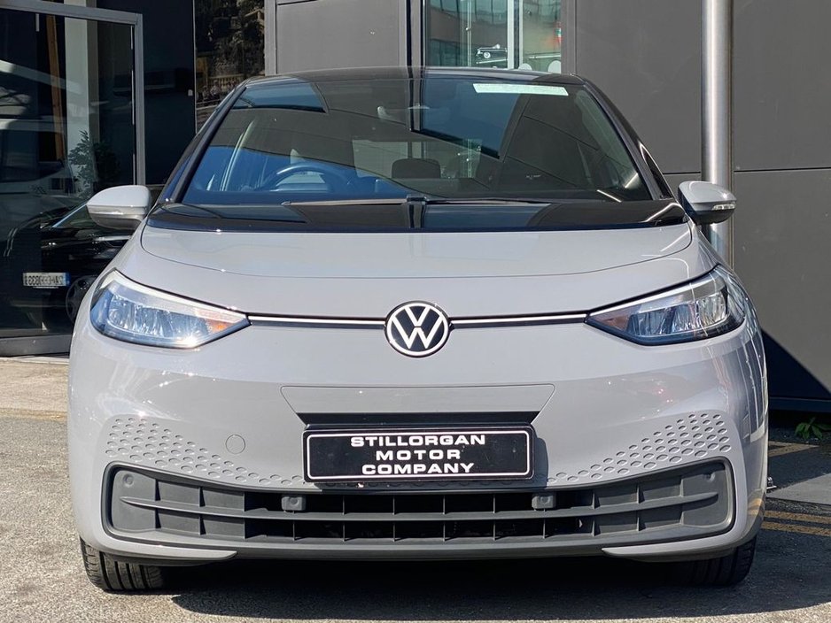 2022 Volkswagen ID.3 - image 2