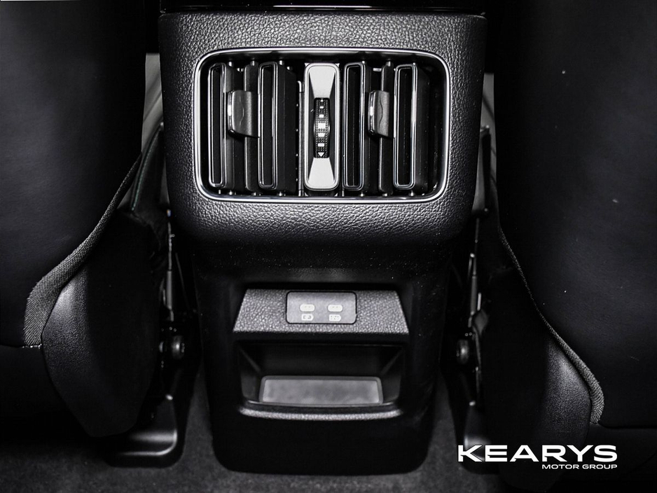 2025 BYD Seal U - image 18