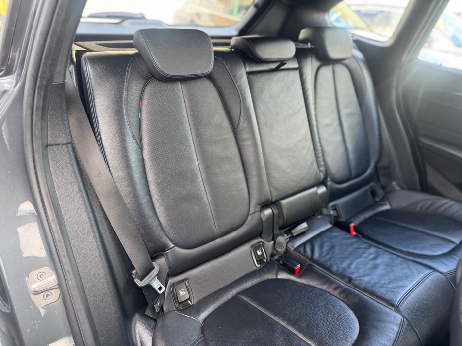 2021 BMW X1 - image 25