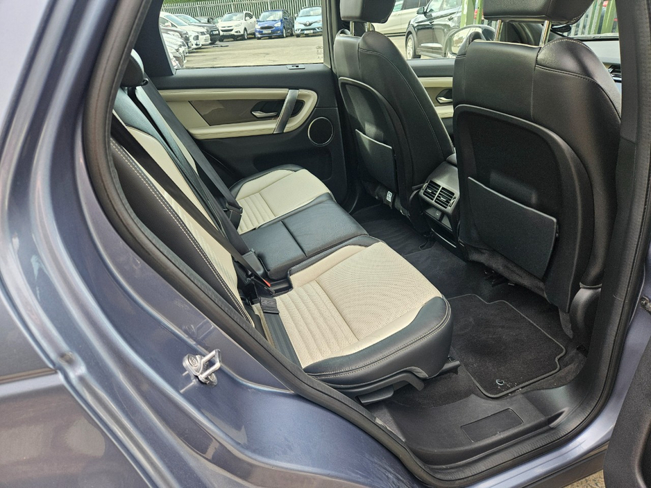 2020 Land Rover Discovery Sport - image 10