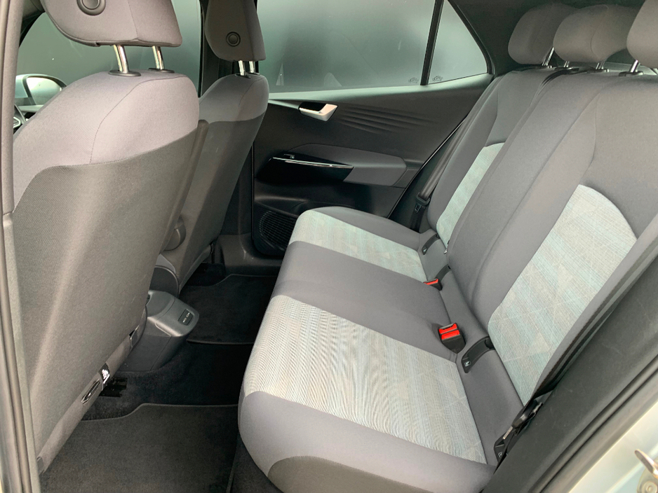 2021 Volkswagen ID.3 - image 13