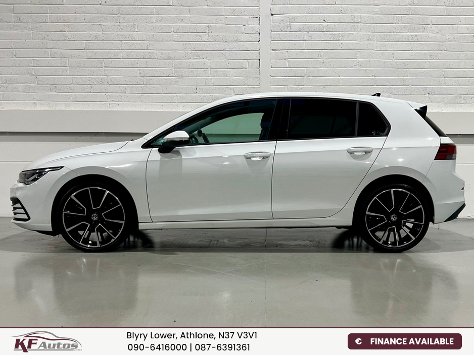 2023 Volkswagen Golf Life 2.0TDI 115bhp 5dr Auto - 231 Reg €29,995