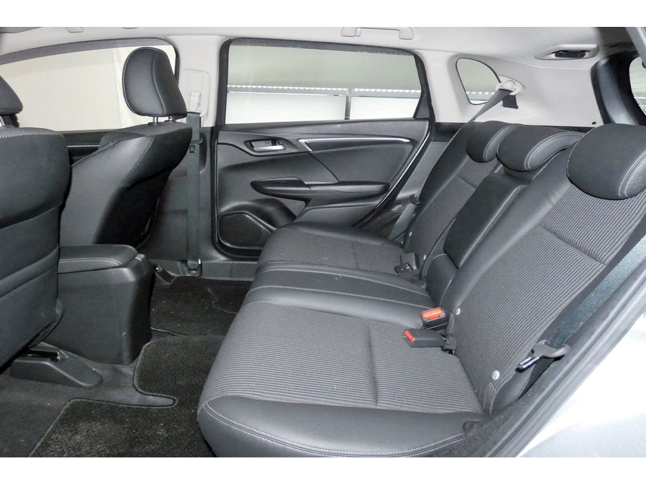 2017 Honda Fit - image 15