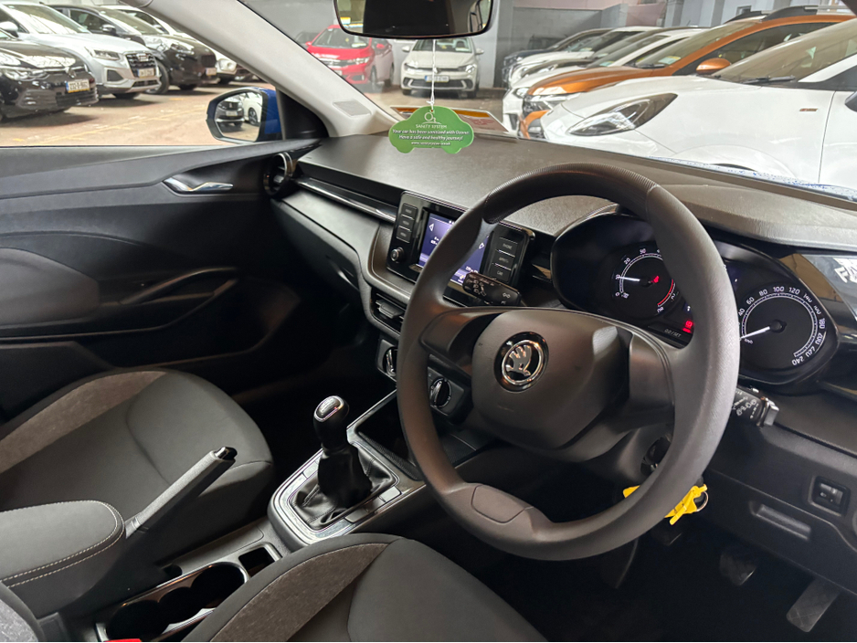 2023 Skoda Fabia - image 5