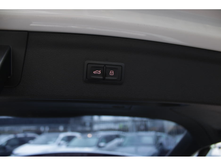 2017 Audi Q3 1.4TFSI SPORTLINE 5DR ESTATE AUTO // FULL BLACK LEATHER // BUY WITH CONFIDENCE AA AND SIMI APPROVED DEALER 2026 // FINANCE ARRANGED // ALL TRADE INS WELCOME // €19,950