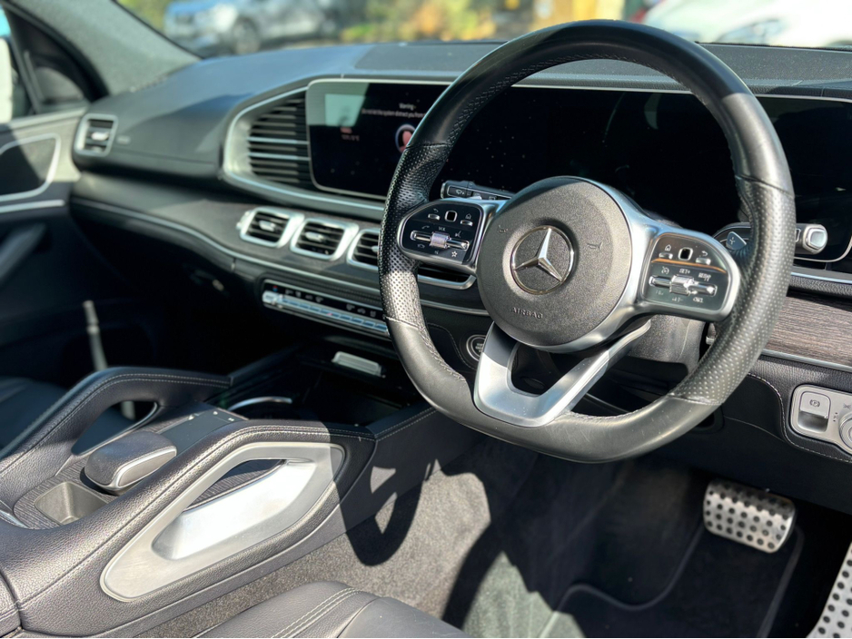 2022 Mercedes-Benz GLE Class - image 2