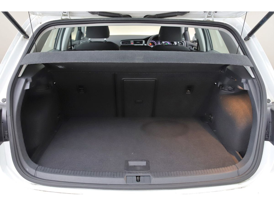 2017 Volkswagen Golf 1.4 TSI DSG HIGHLINE 125BHP *ALCANTARA SEATS*17" UPGRADED ALLOYS* €16,890