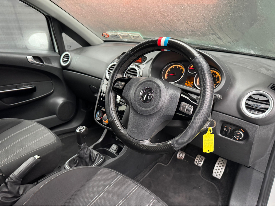 2014 Opel Corsa 1.2 LIMITED EDITION 85PS €5,995