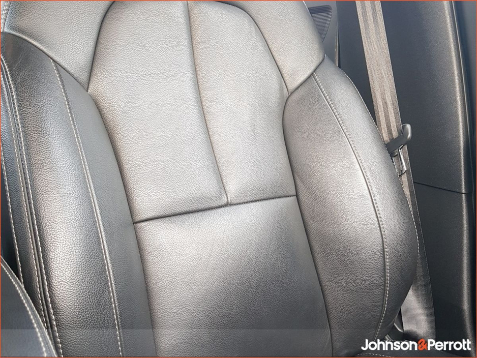 2020 Volvo XC40 - image 15