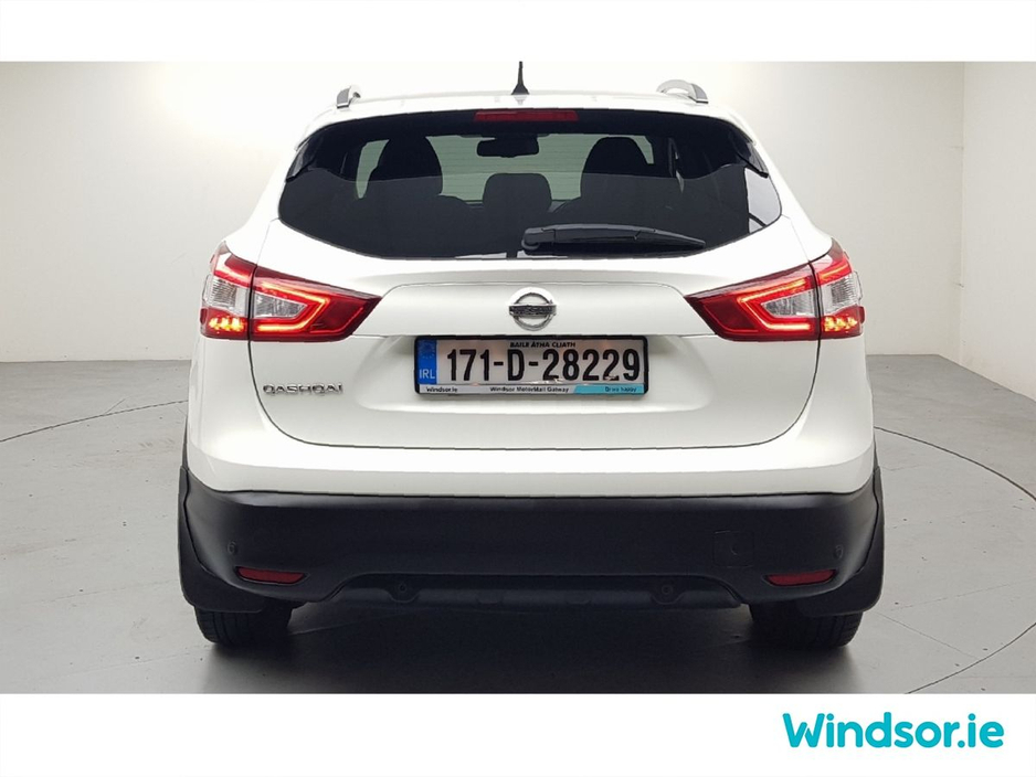 2017 Nissan Qashqai 1.2 PET SV PREMIUM €17,995