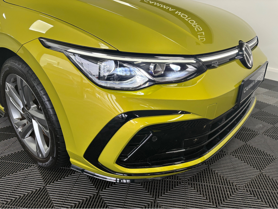 2021 Volkswagen Golf - image 6