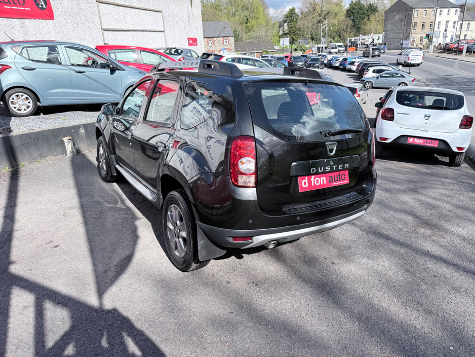2016 Dacia Duster - image 8