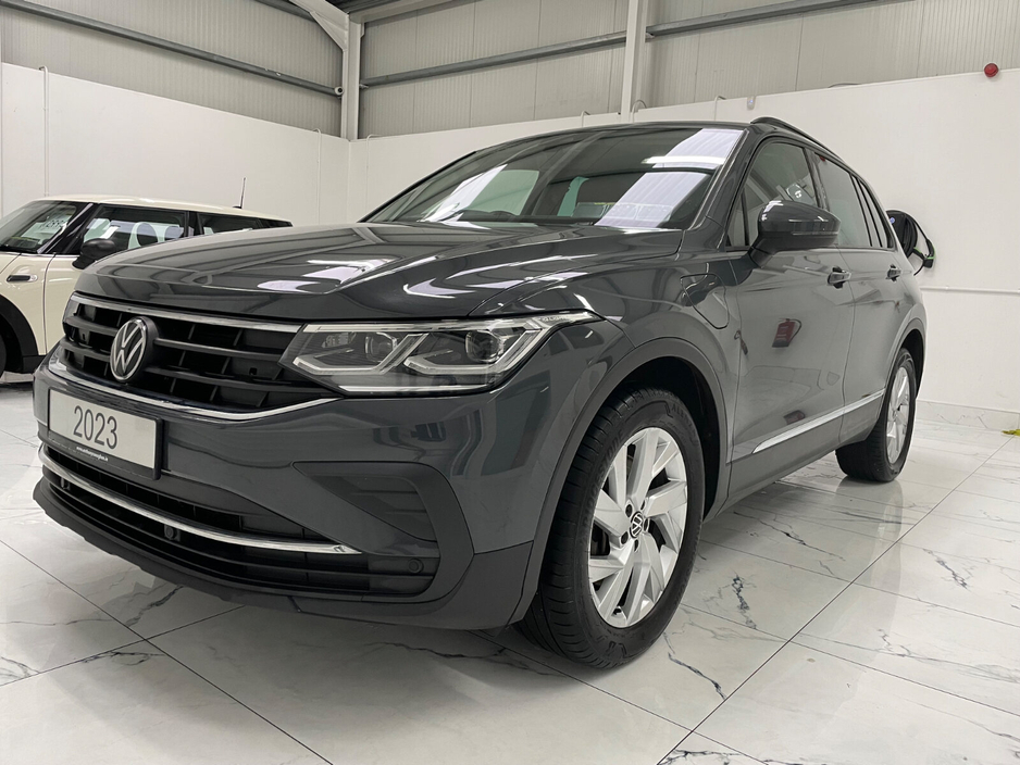 2023 Volkswagen Tiguan  €31,995