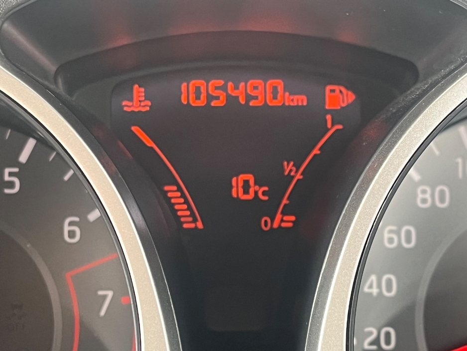 2017 Nissan Juke - image 17