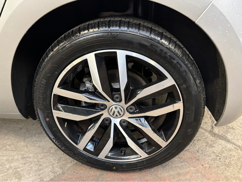 2018 Volkswagen Golf Automatic DSG  Bluemotion Hiline only 34000 kms €19,499