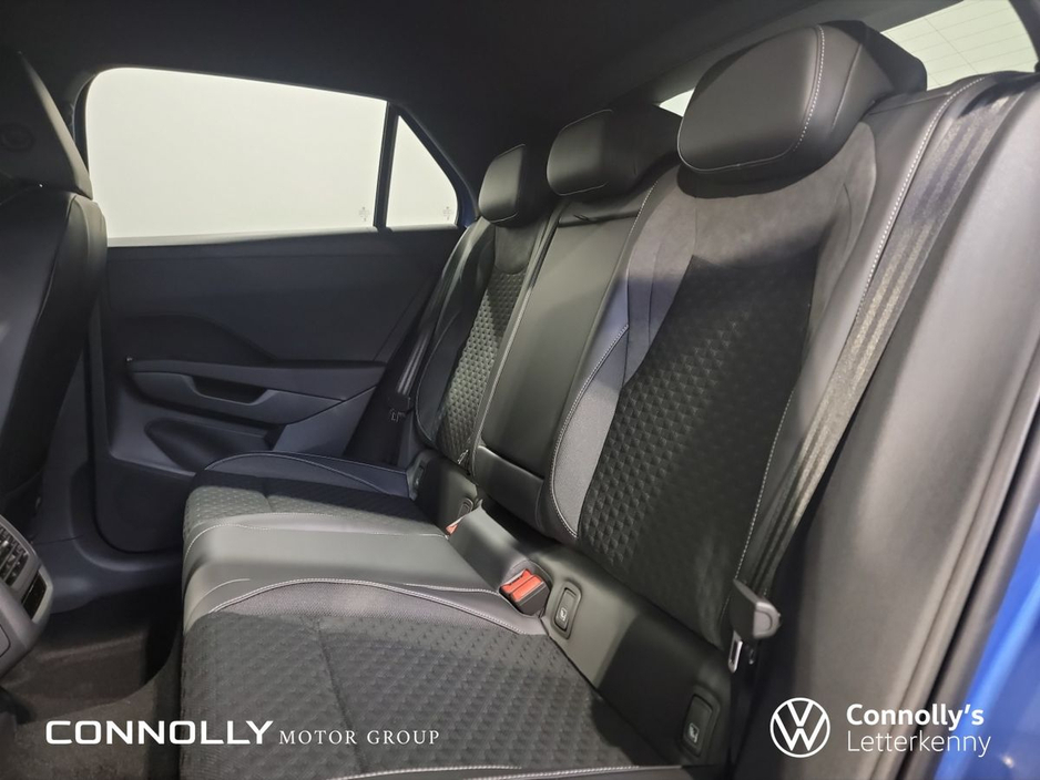 2026 Volkswagen T-Roc - image 21