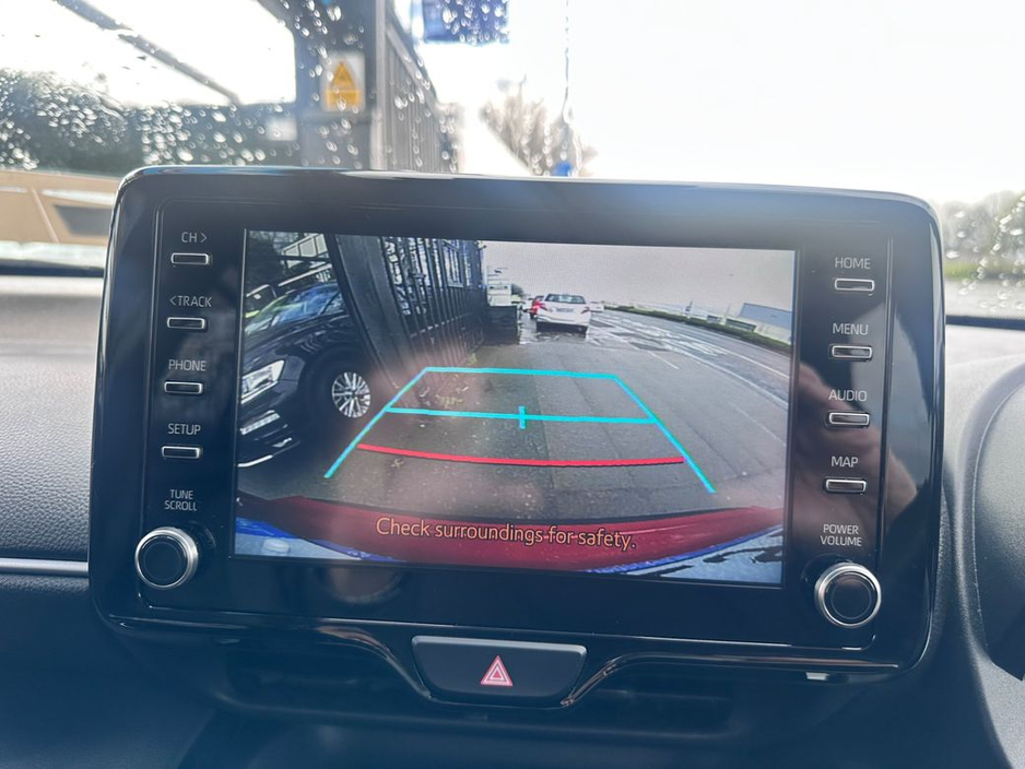 2024 Toyota Yaris Cross - image 33