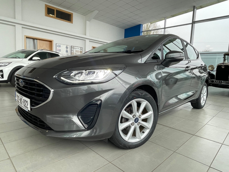 2022 Ford Fiesta - image 9