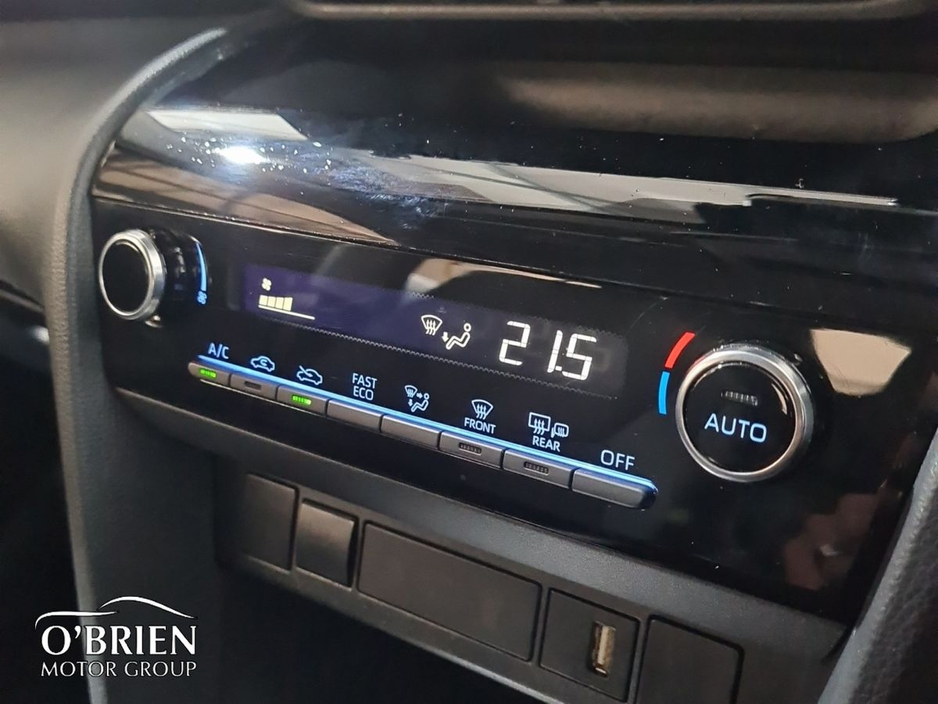 2024 Toyota Yaris Cross - image 16