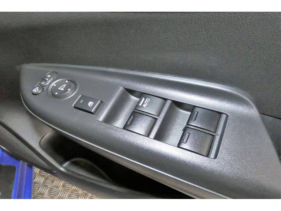 2016 Honda Fit - image 18