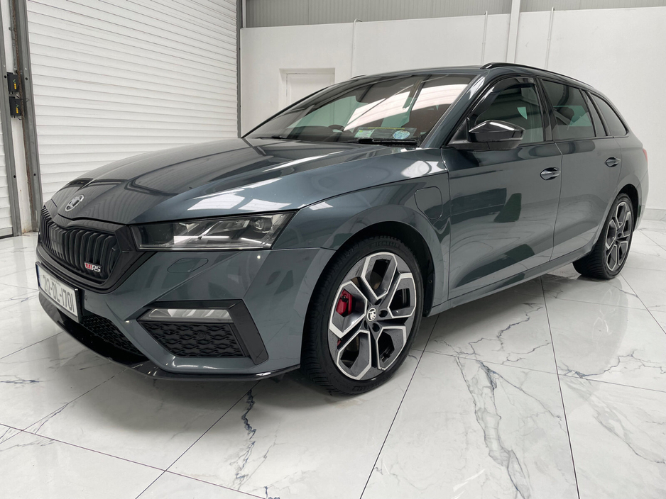 2021 Skoda Octavia - image 7