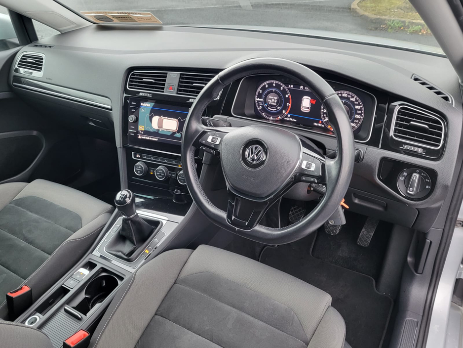 2018 Volkswagen Golf  €14,999