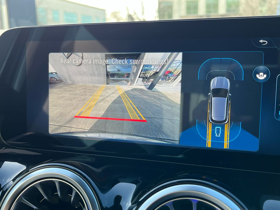 2025 Mercedes-Benz GLA Class - image 25