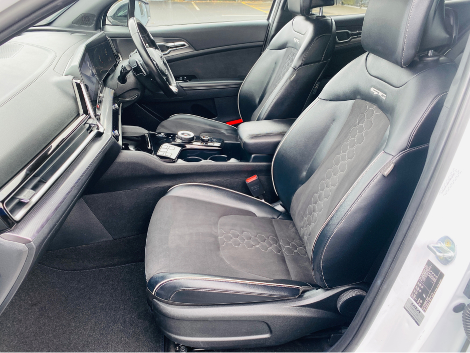 2023 Kia Sportage - image 13