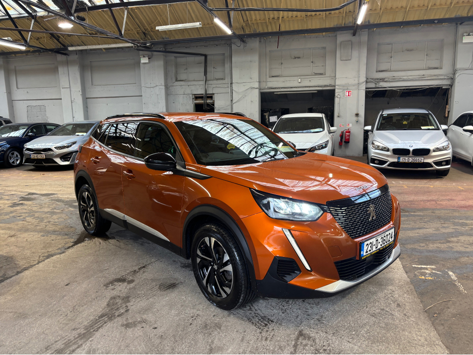 2023 Peugeot 2008 - image 3