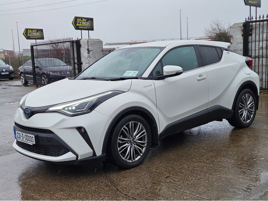 2022 Toyota C-HR 1.8 HYBRID SOL 4DR AUTO €19,950