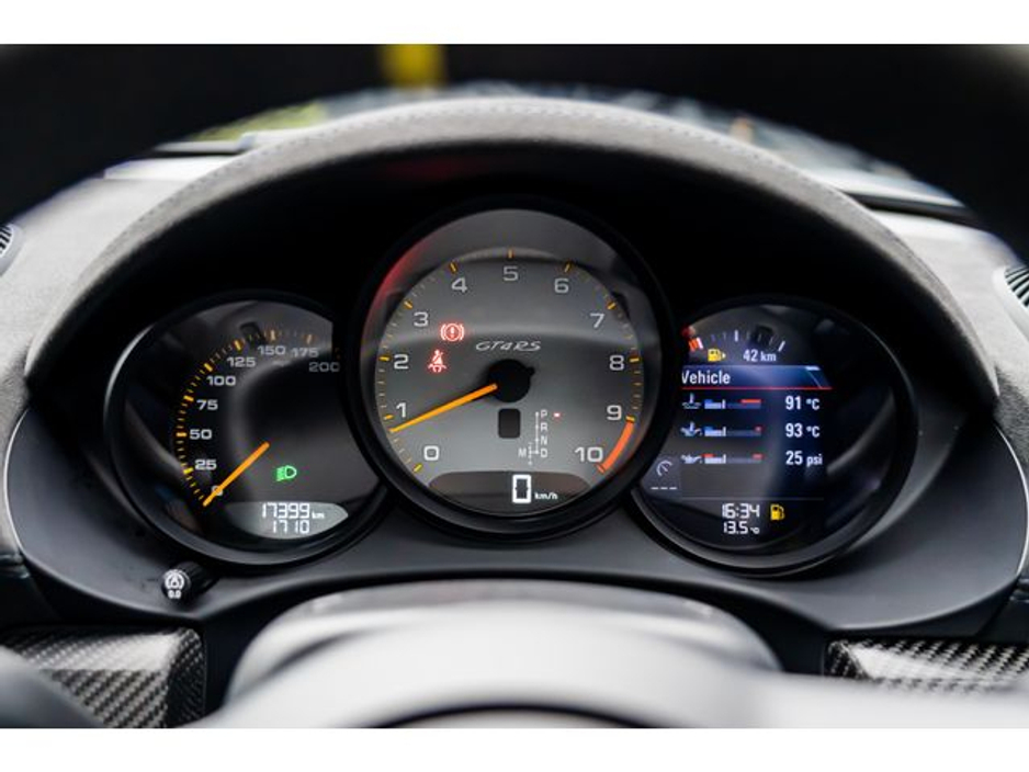 2023 Porsche Cayman - image 23