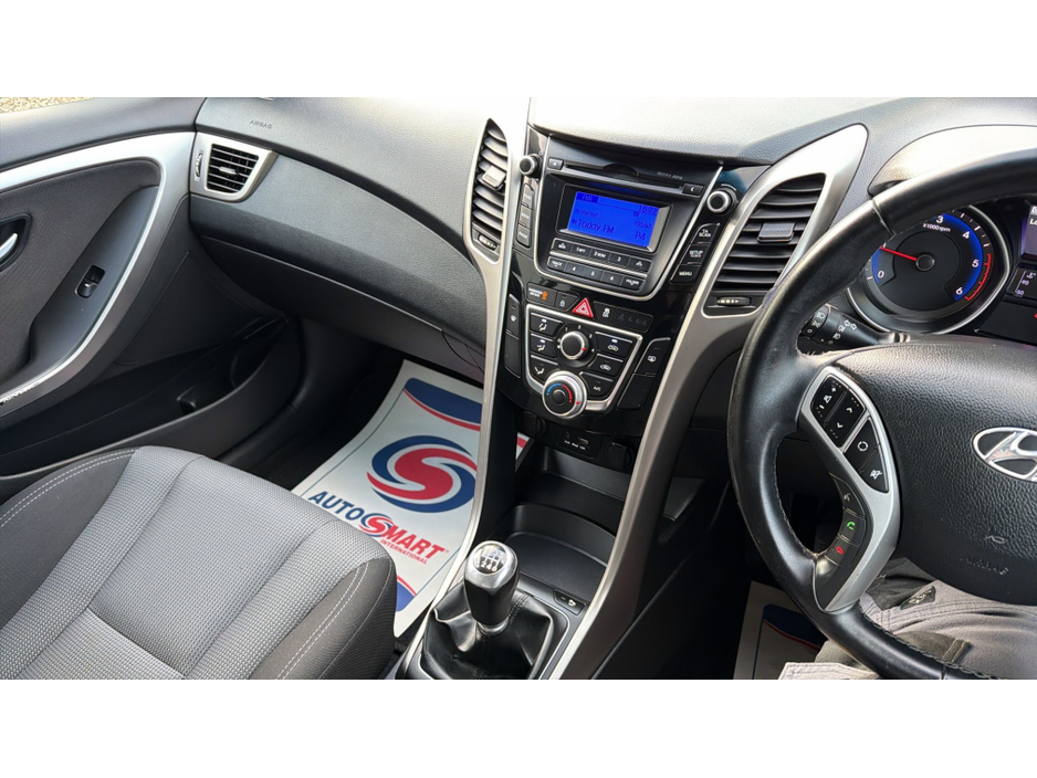 2015 Hyundai i30 SE BLUE DRIVE CRDI €10,250